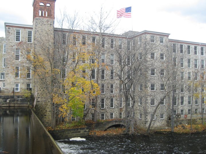 Royal Mills Riverpoint Apartments, Rhode Island Kryton